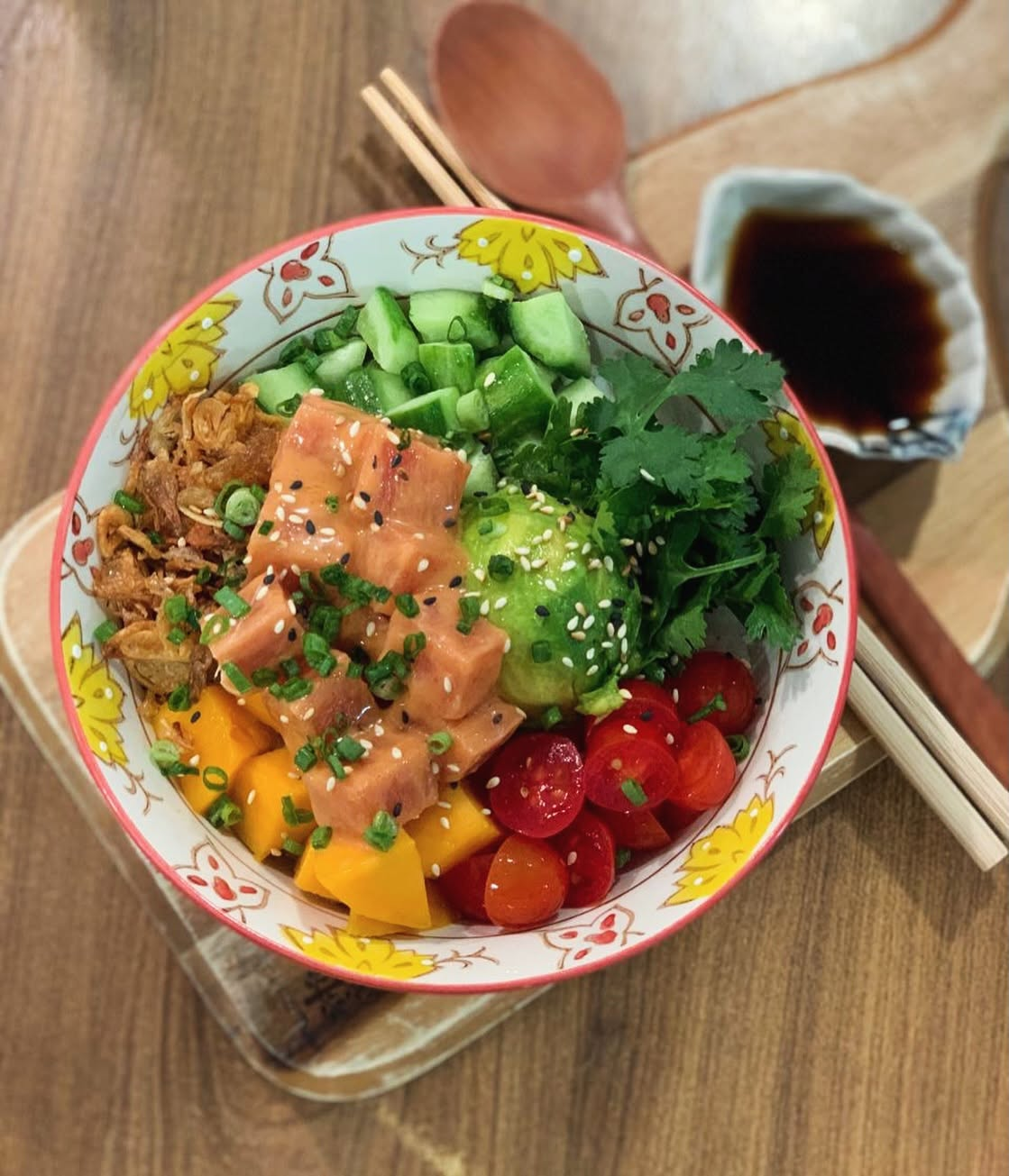 Poke bowl tại quán