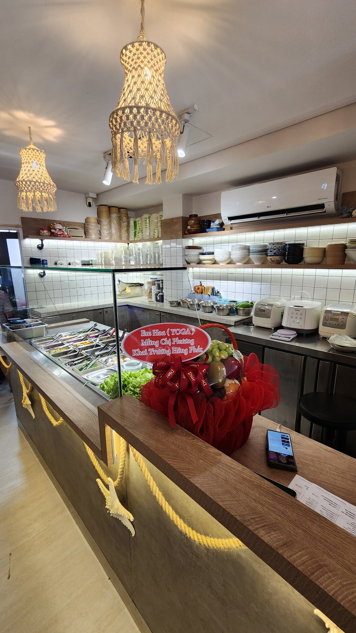Góc ngồi trong quán